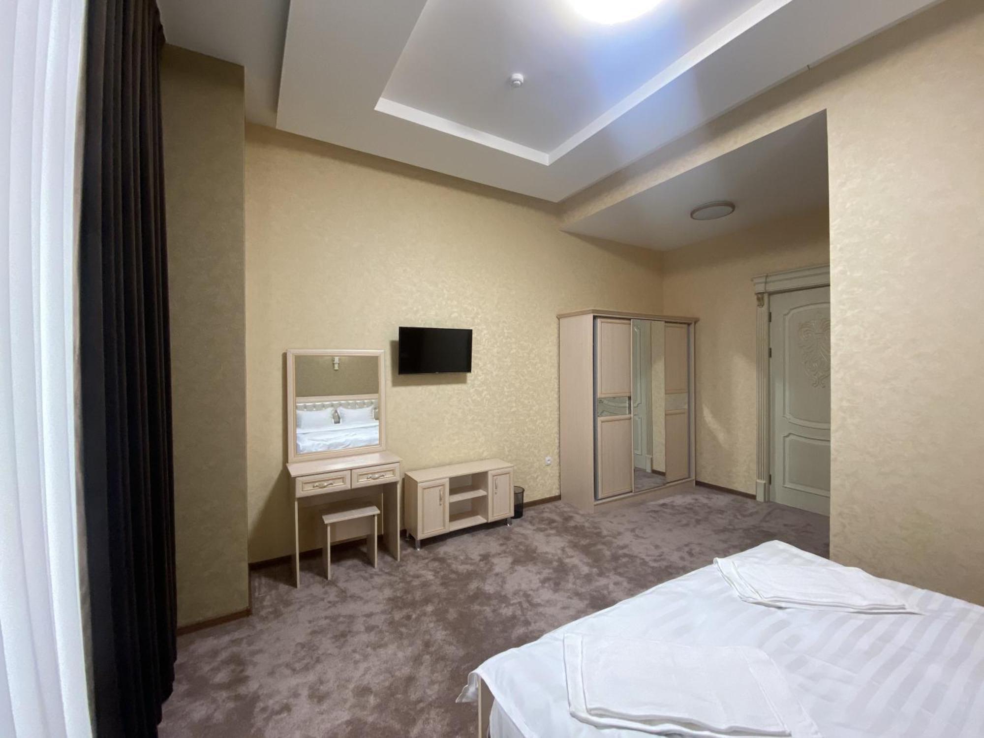 Grand Karavan Hotel Taskent Exterior foto